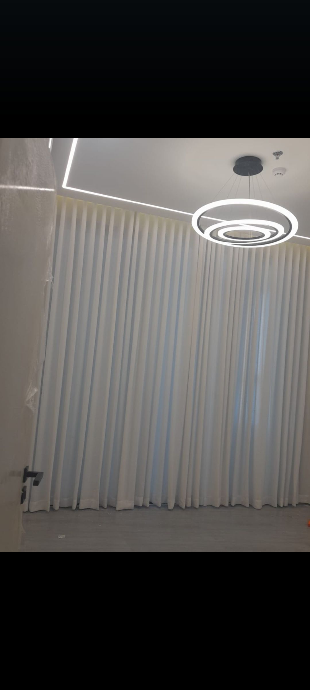 ستائر وايفي