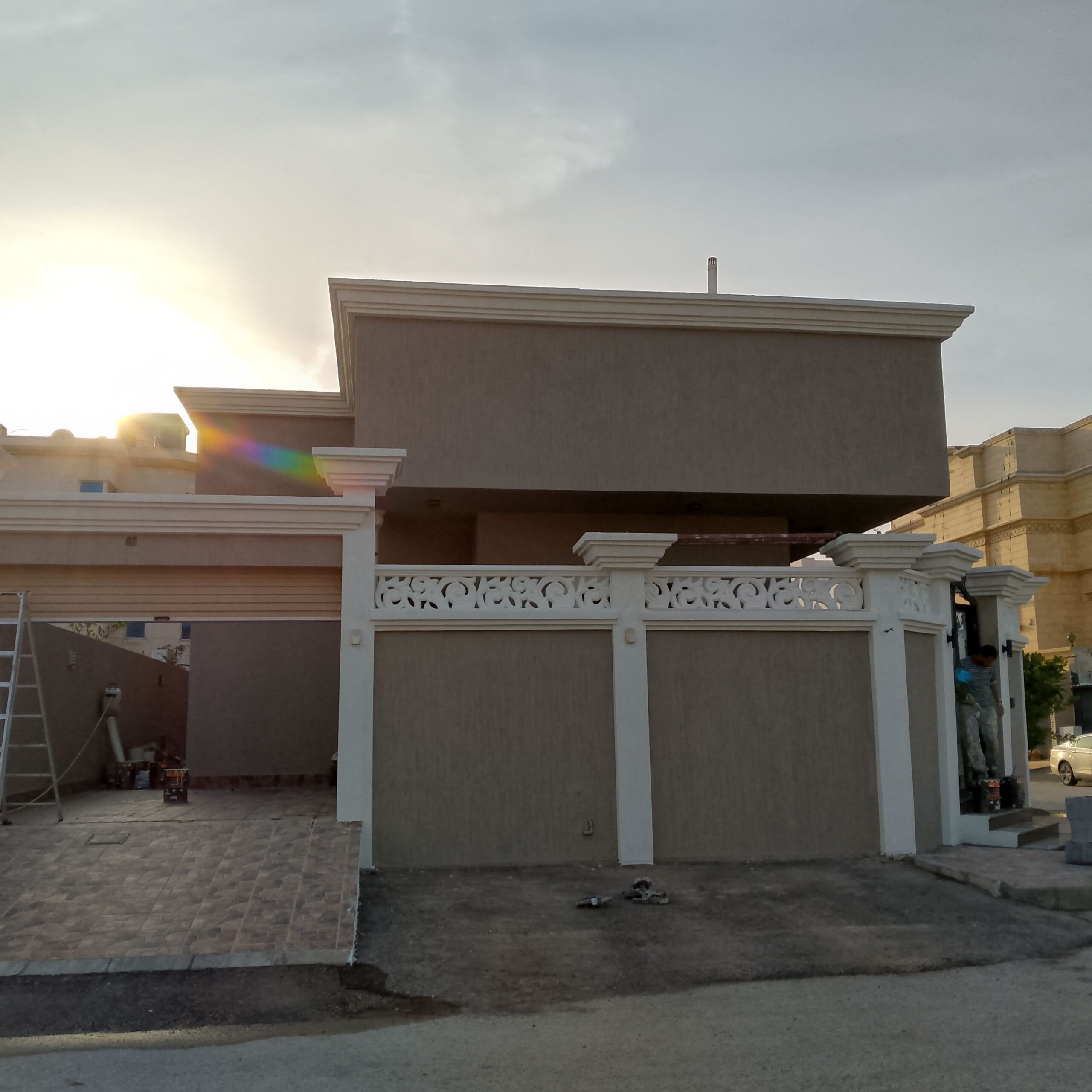 صباغ الخبر صباغ ادمام عازل اسطح ادمام عازل اسطح ال