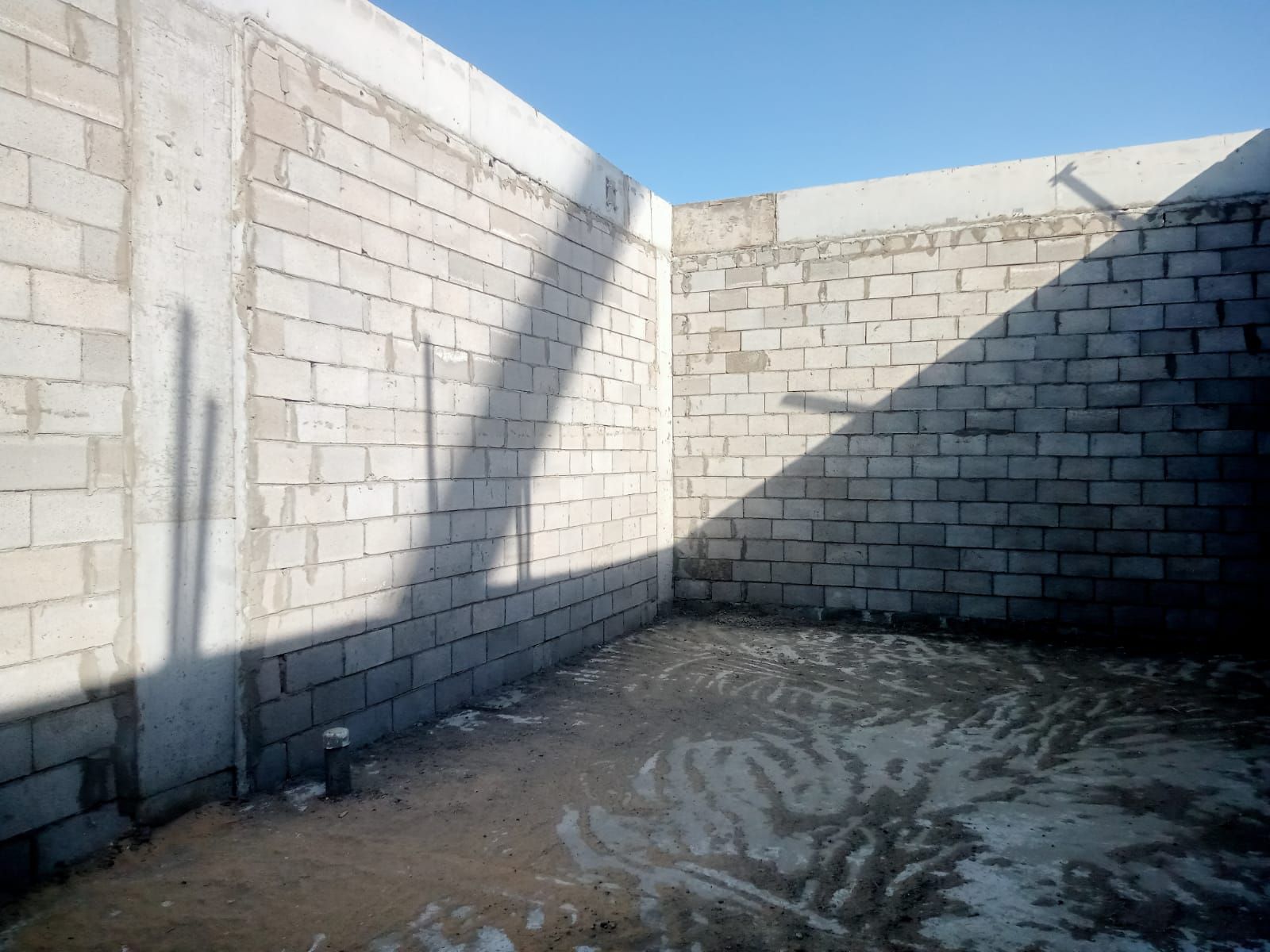 اعمل بناء ملحق غرف لياسه تكسير