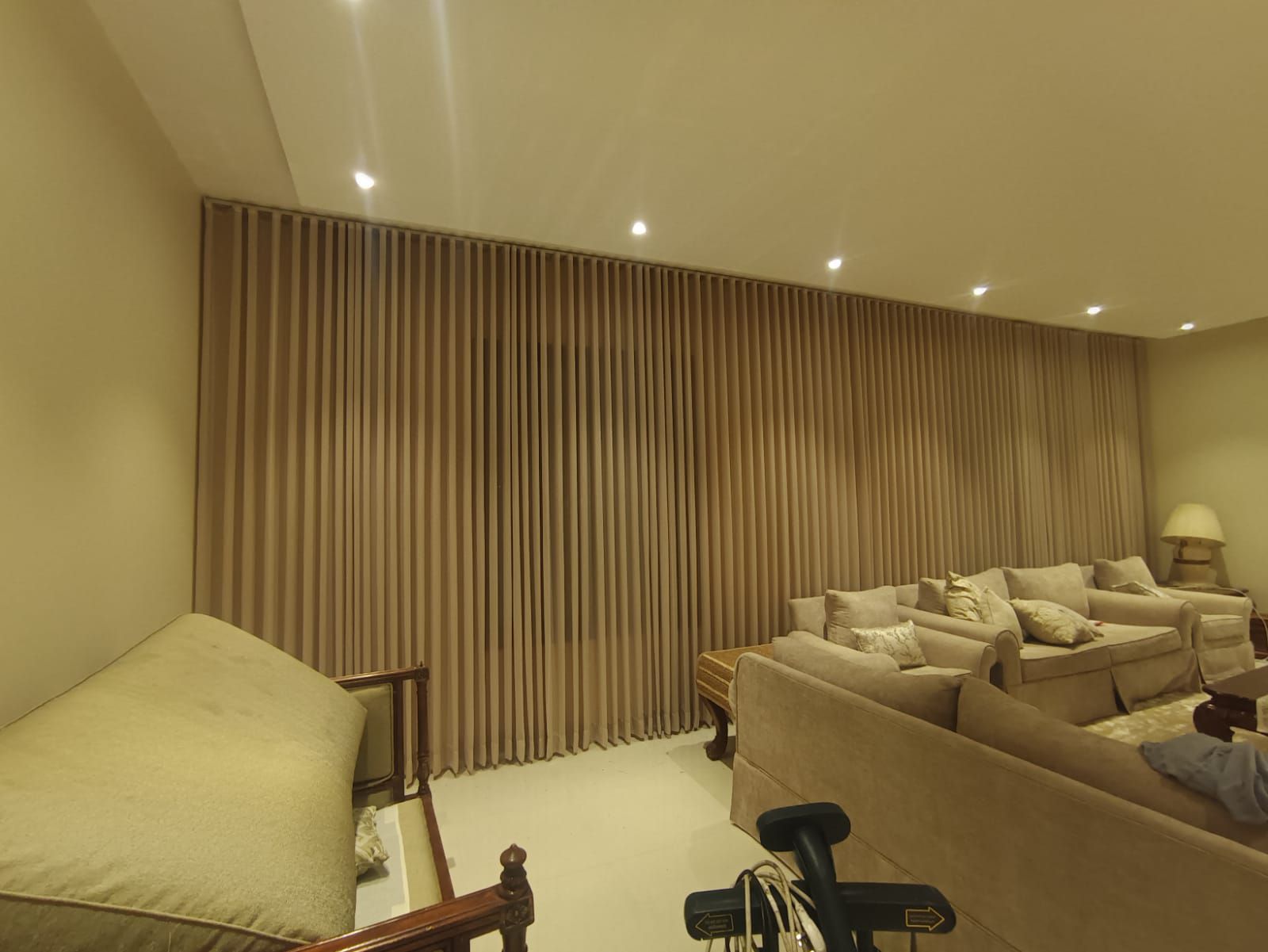 تفصيل كنب تفصيل ستائر تفصيل جلسات خارجيه جلسات ارض