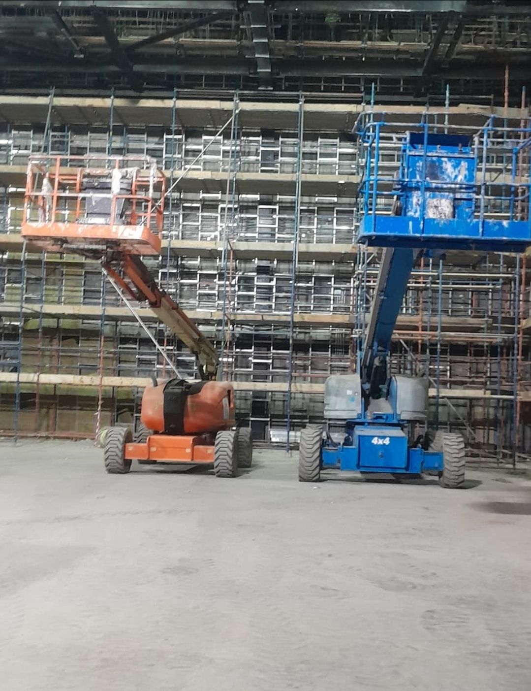 مان لفتات للإيجار جميع انواع المقاسات موديلات حديث