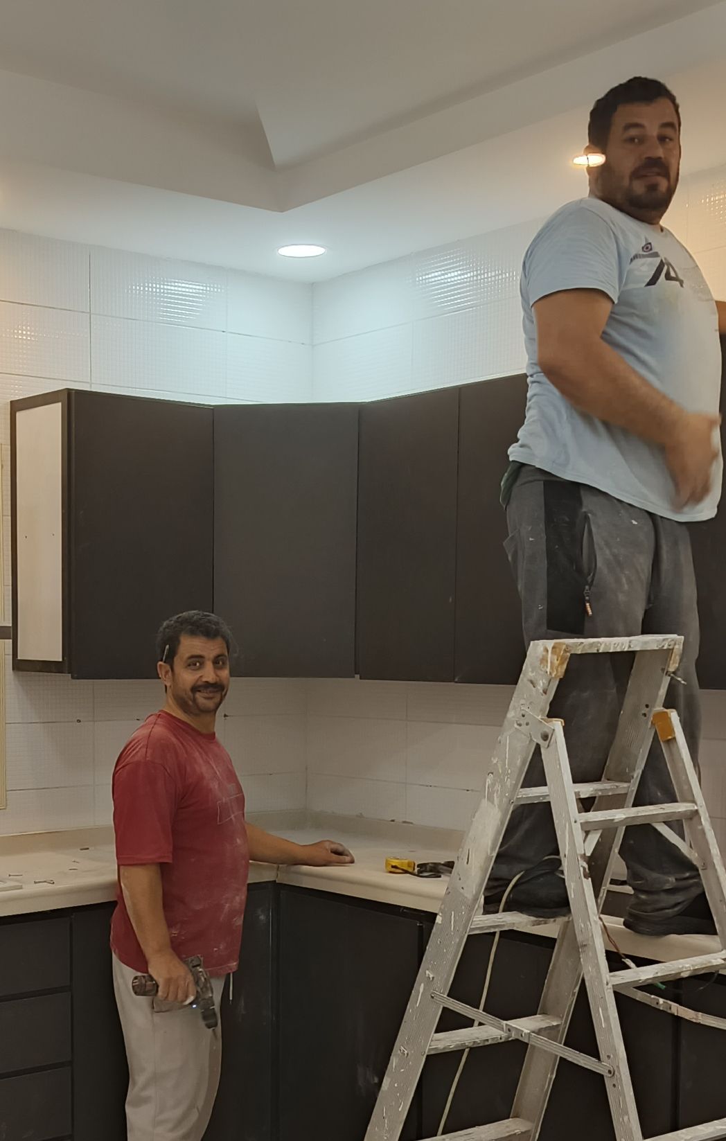 معلم فك ونقل وتركيب مطابخ بجده 0583800639