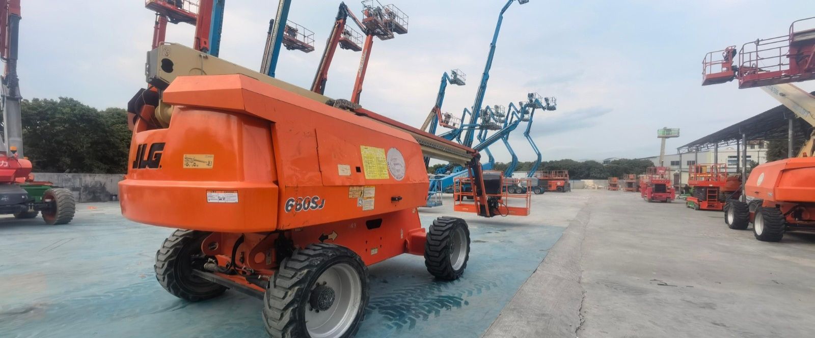 مان لفت للإيجار جميع انواع المقاسات موديلات حديثة