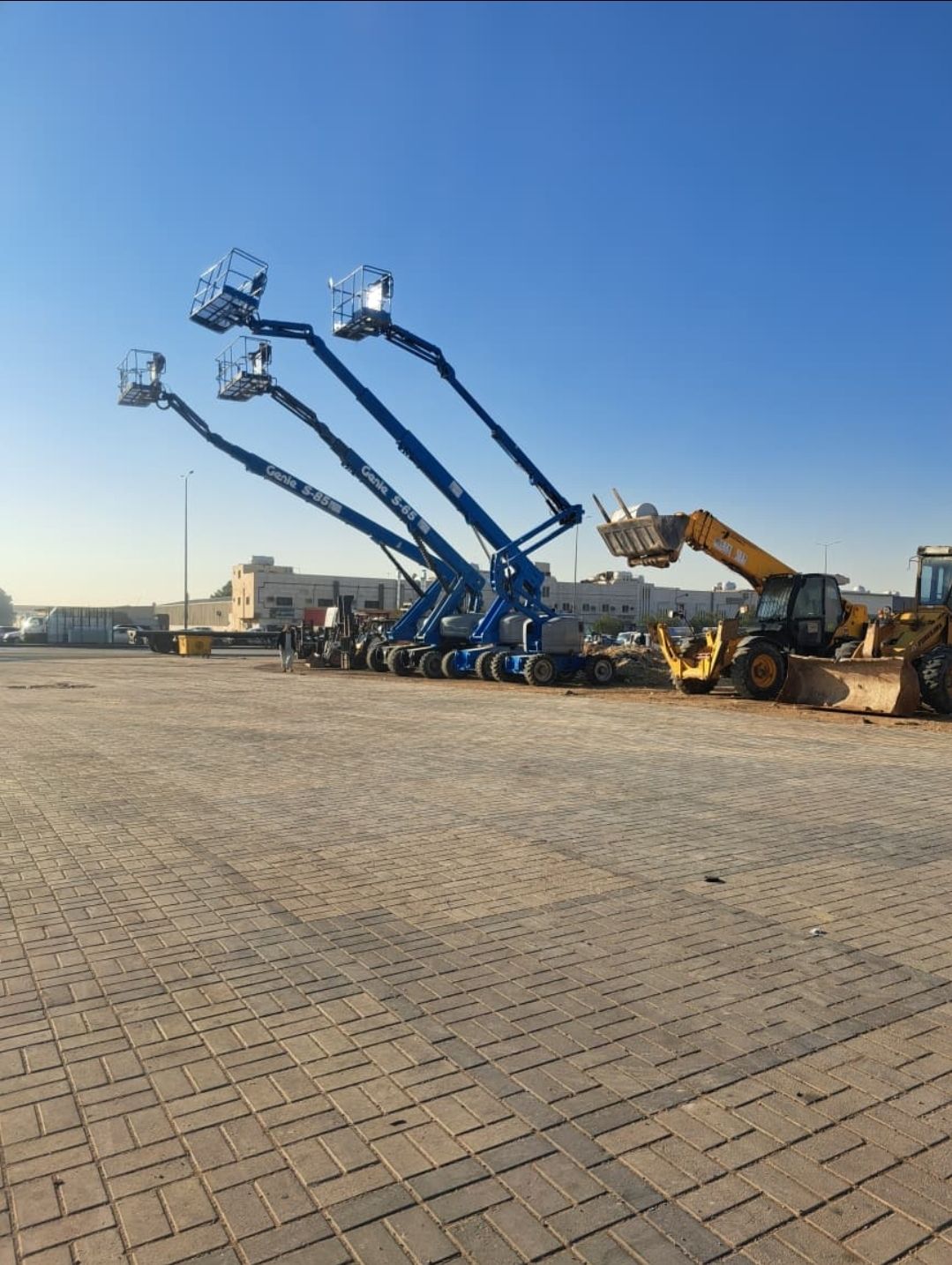 مان لفتات للإيجار جميع انواع المقاسات موديلات حديث