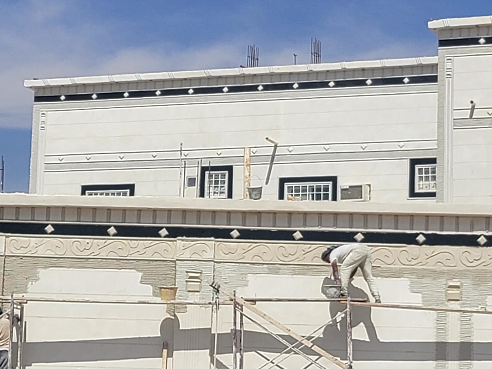 ابو محمد للياسه ملونه بديل الحجر الطبيعي بجميع انو