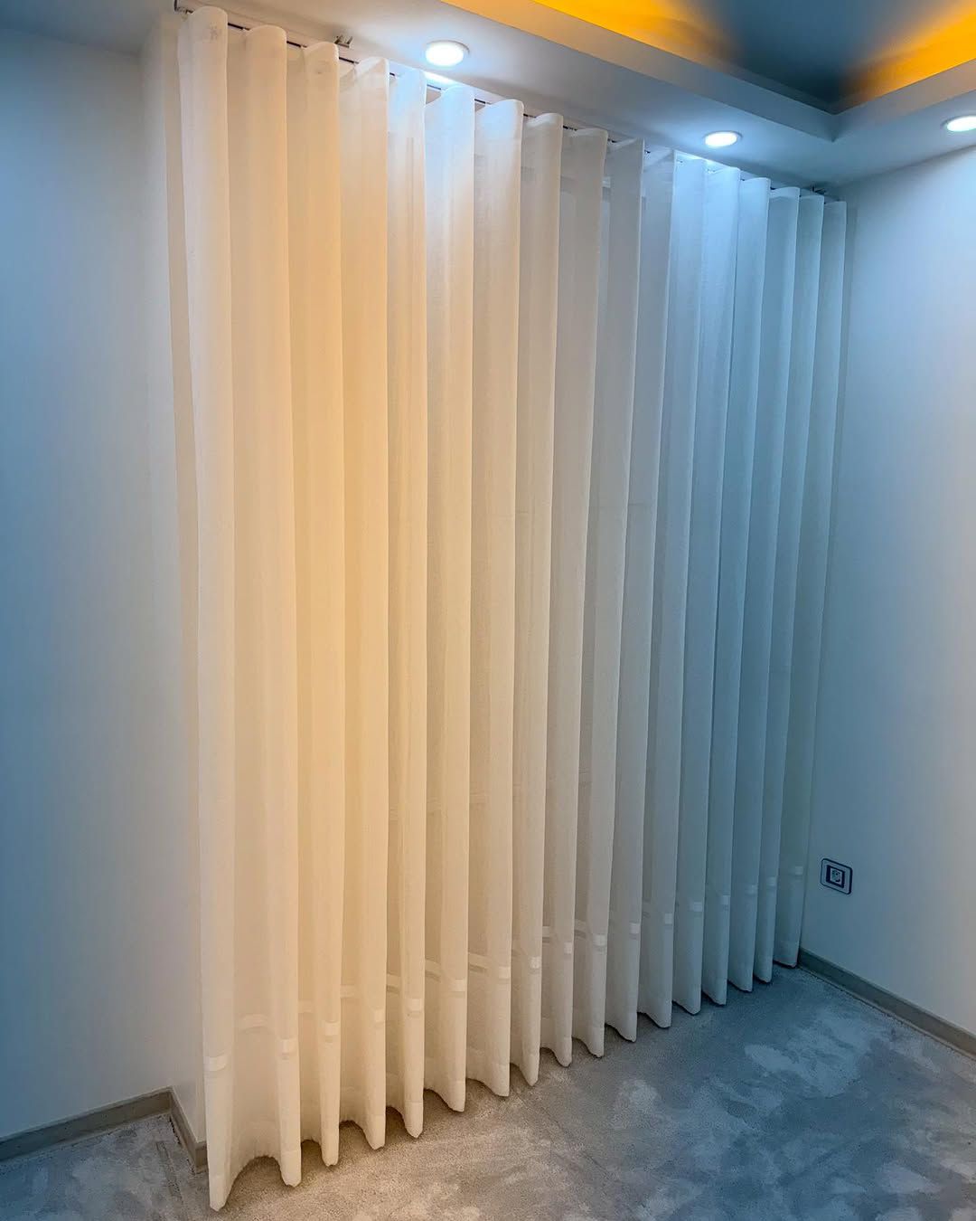 تفصيل ستائر ومجالس عربية وتنجيد اتواصل علا الرقم 0