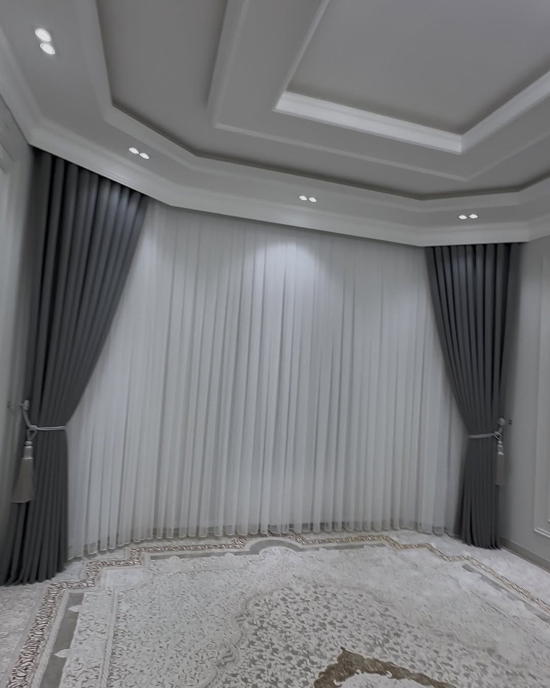 ستائر وايفي