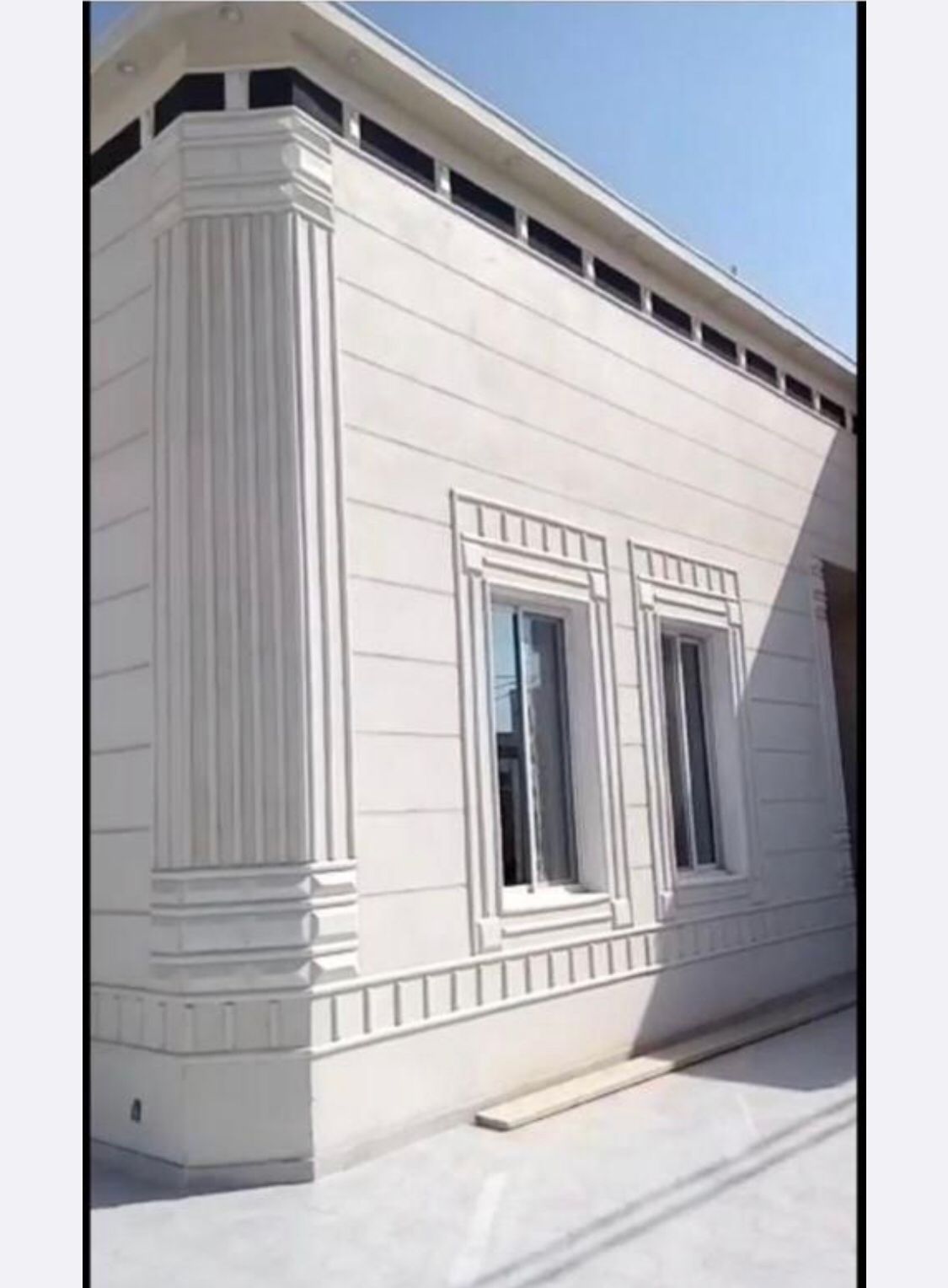 عامل يبحث عن أي عمل في أي مجال