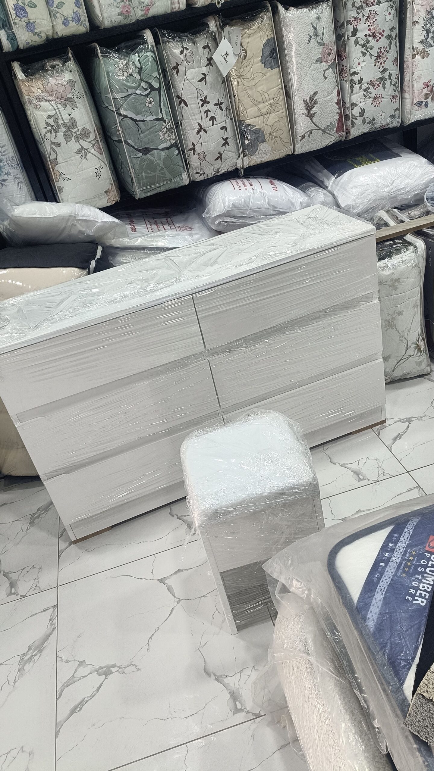 عروض العيد دواليب وخزان وكمدينات للبيع لتواصل على