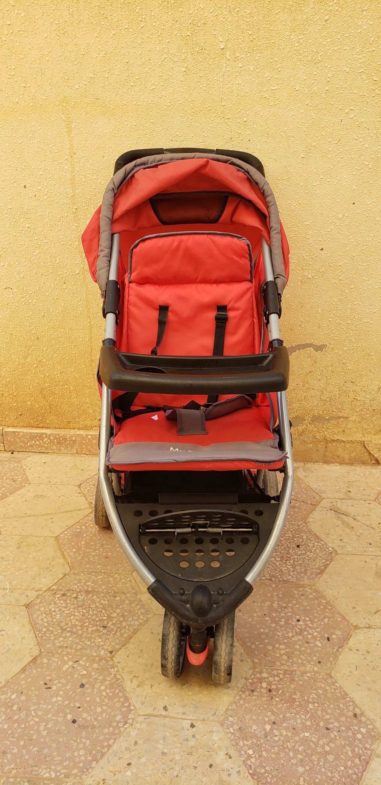 مستلزمات اطفال والعاب