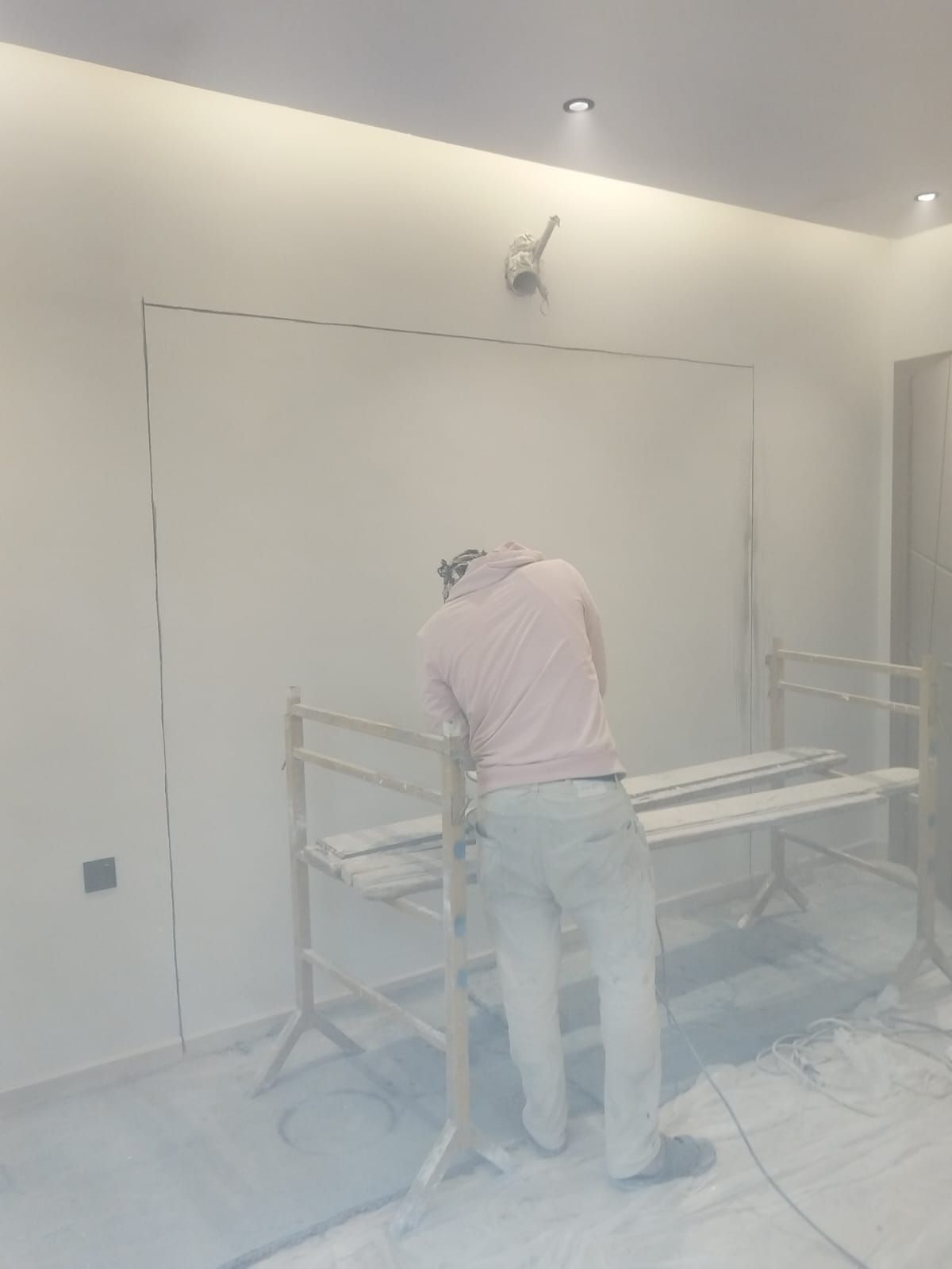 للقص جدارن ابواب ونوفز وجسور بليزر