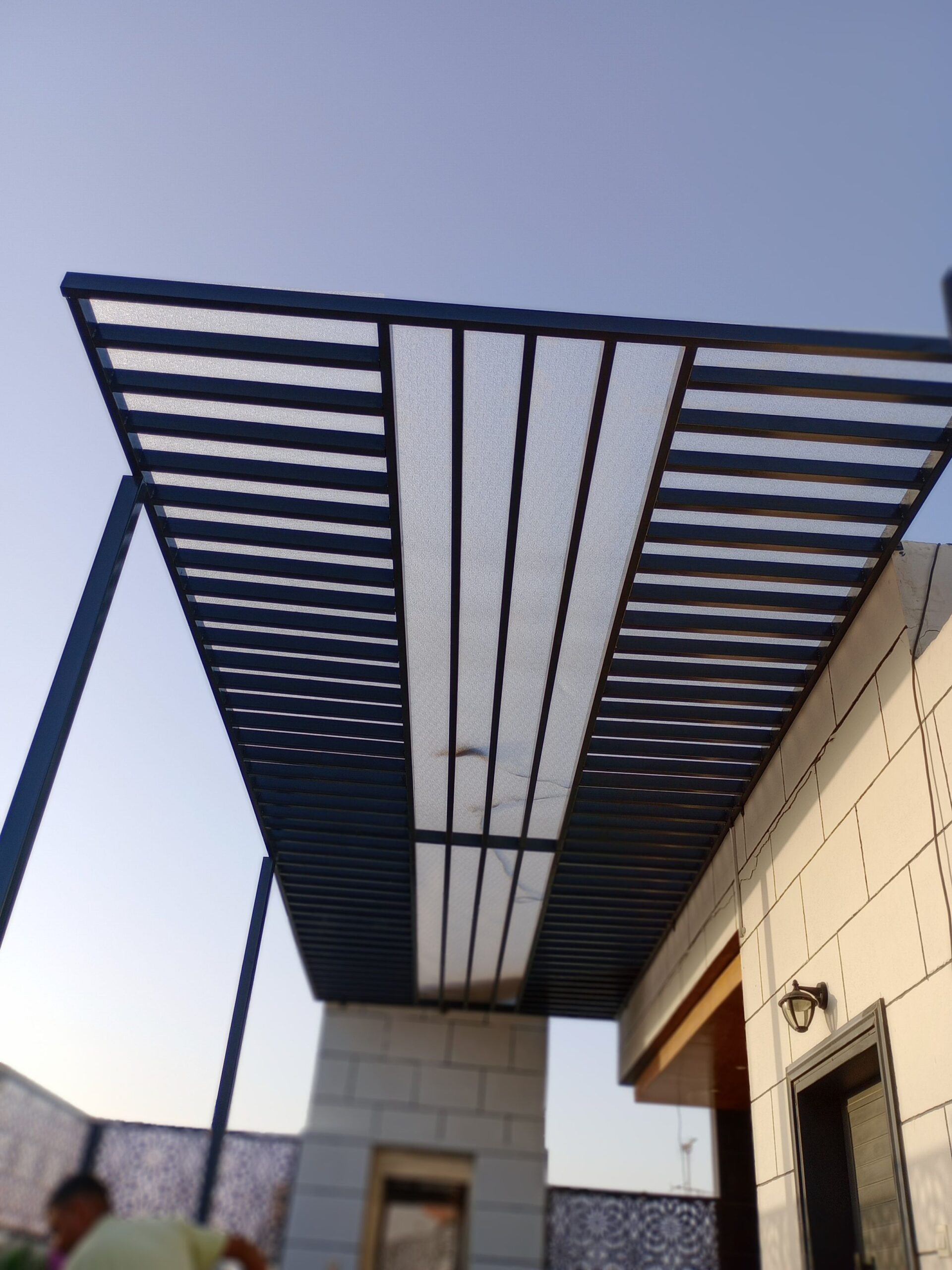 تركيب جلسات برجولات تغطيت مسابح تغطيت لكزان وجميع