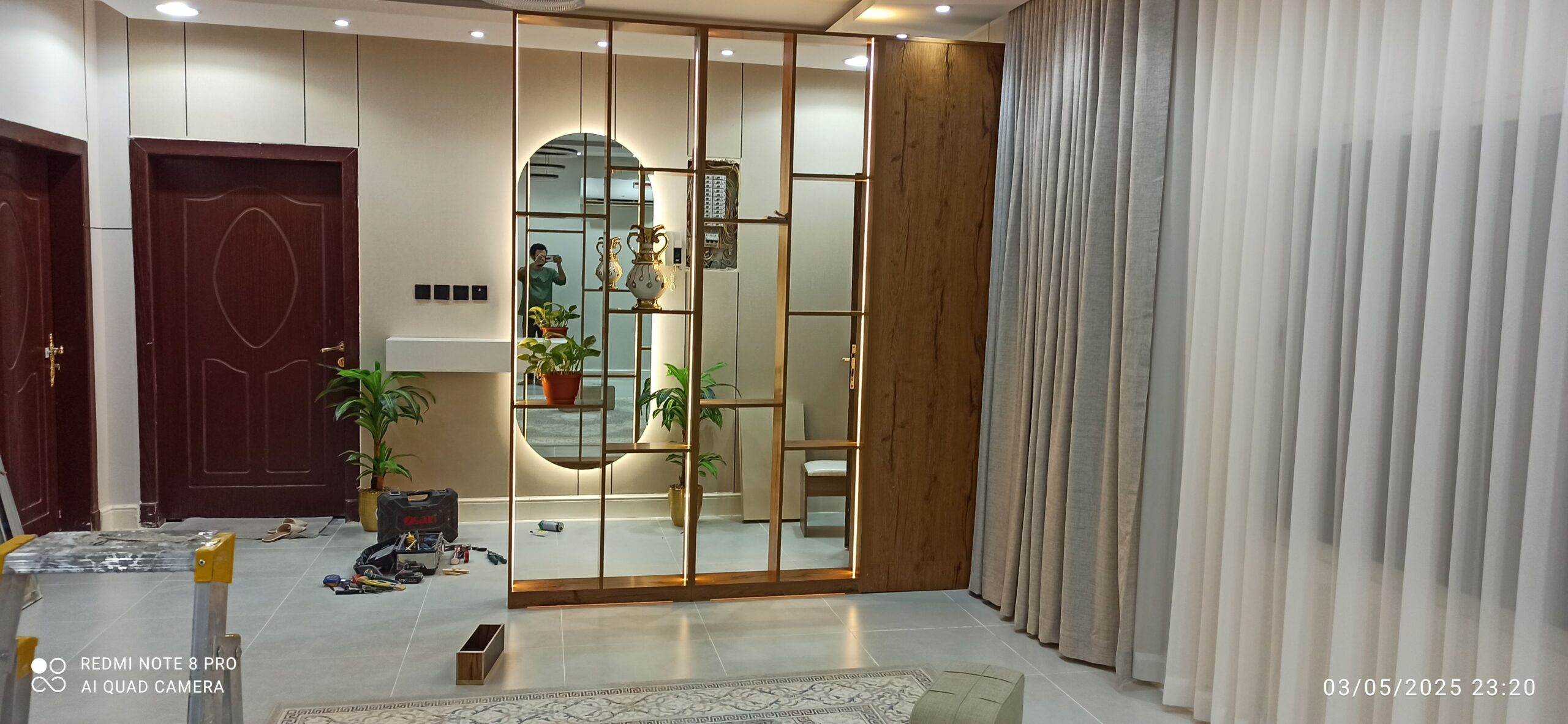 تصميم وتركيب جميع انواع الديكورات المنزليه في الري