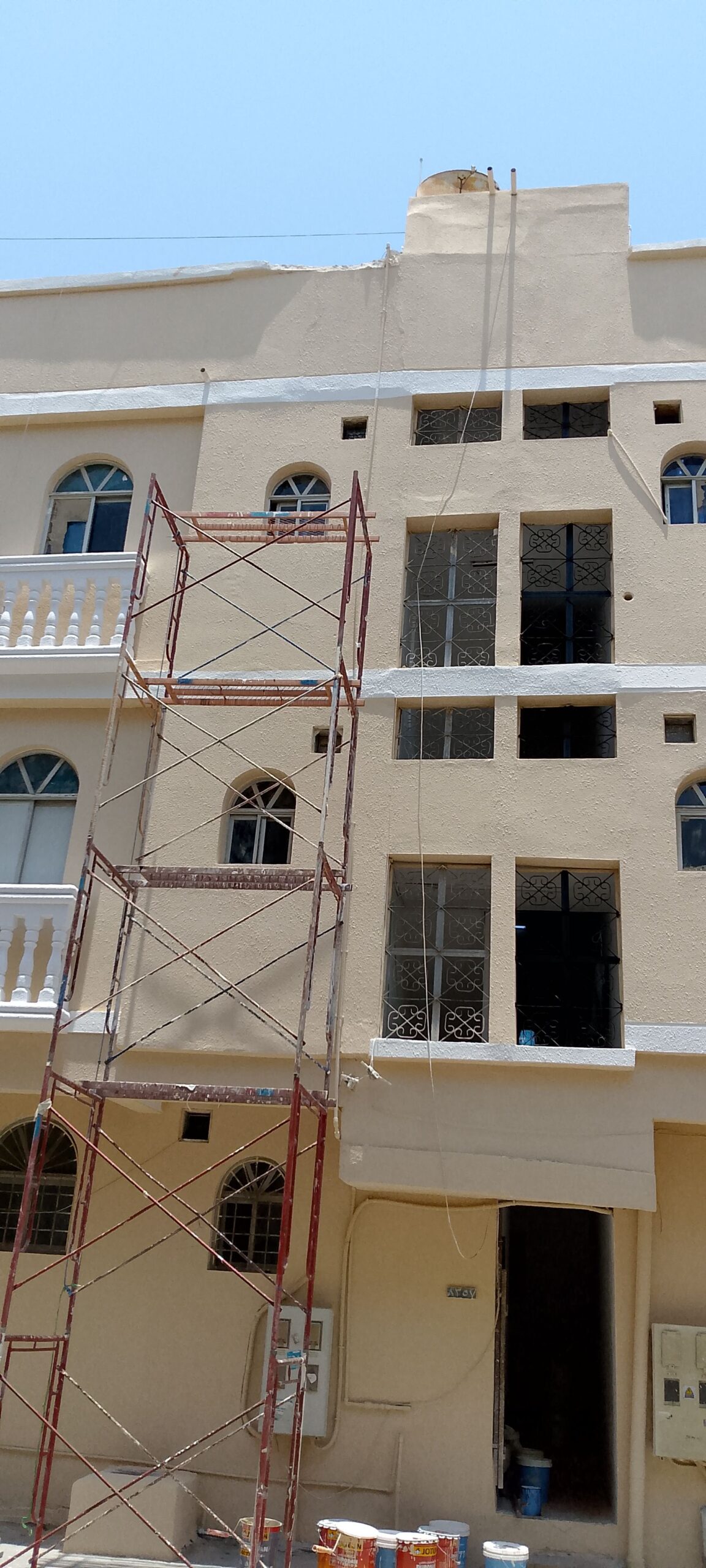 صباغ الخبر صباغ ادمام عازل اسطح ادمام عازل اسطح ال