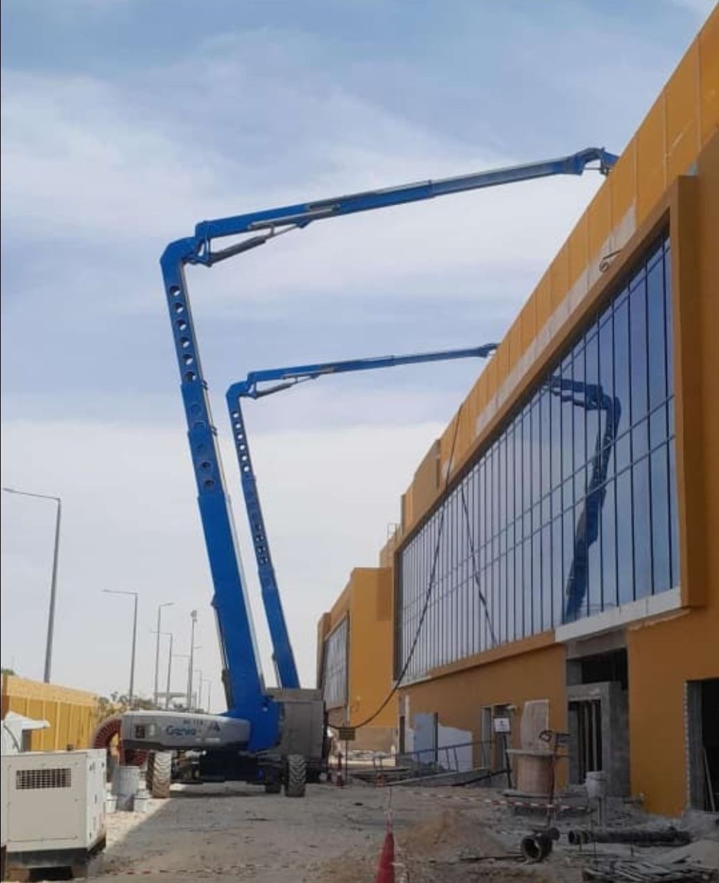 مان لفت للإيجار جميع المقاسات موديلات حديئة