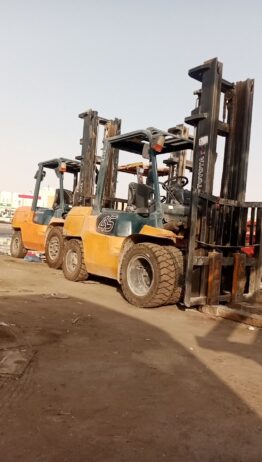 فركليف رافعه شوكيه لتاجير اليومي وشهري 3 طن 7 طن 1