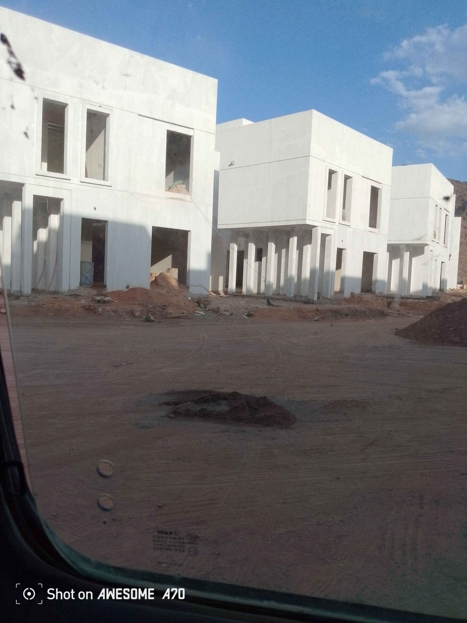 مقاول لياسه بناء تكسير ترميم شغل على اعلى مستوى بف