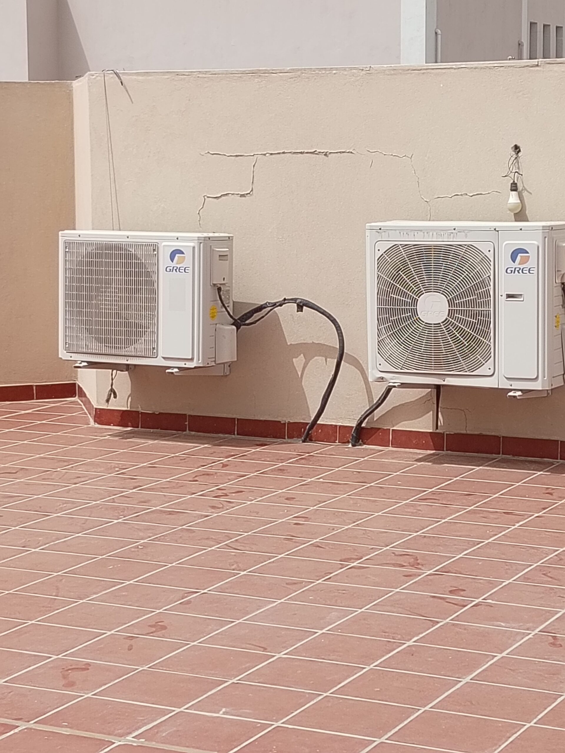 معلم مكيفات اسبلت في الطائف