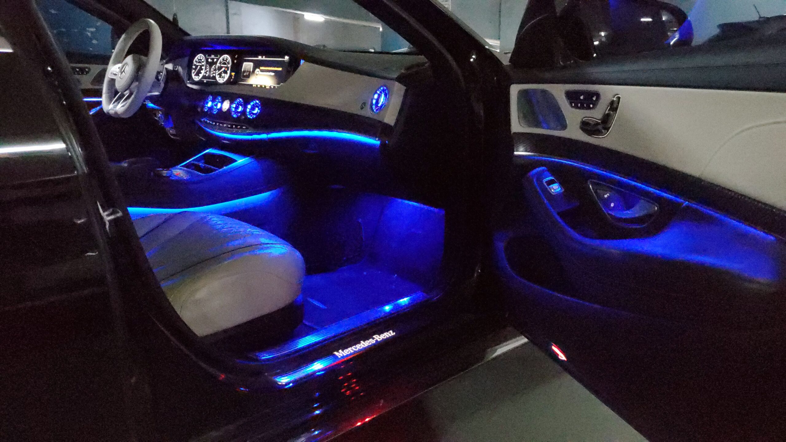 انوار داخليه علا جميع السيارات