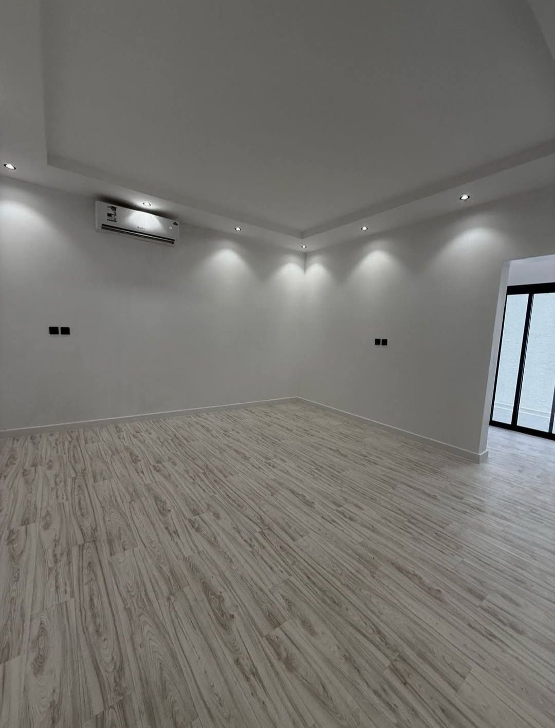 الرياض عثمان بن عفان 0548170276