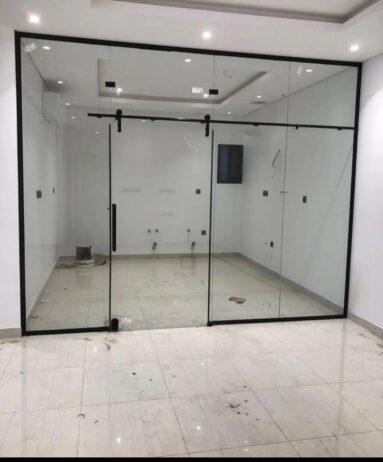 توريد وتركيب زجاج سكوريت ومريات 0565027566