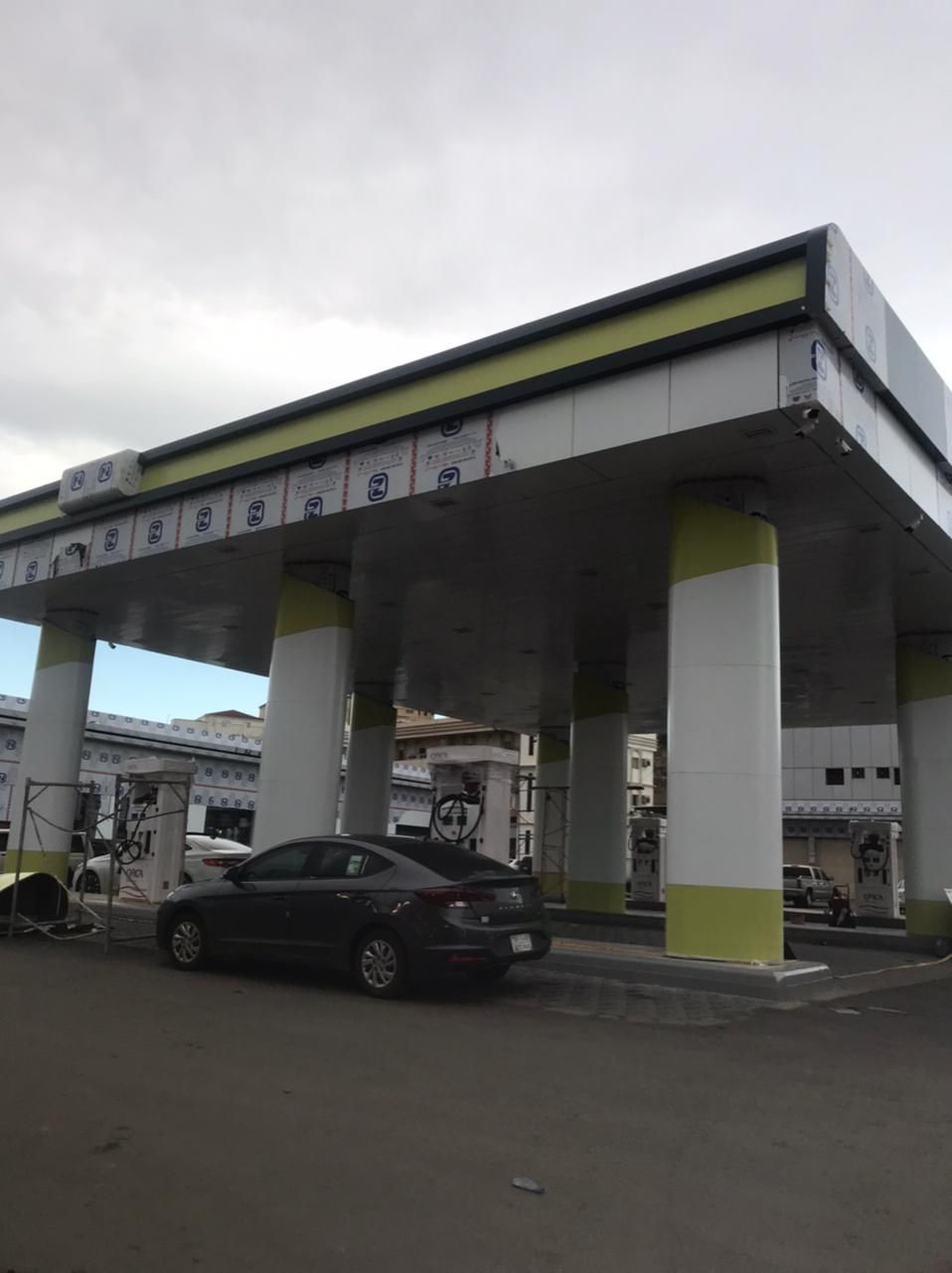 كلادينج وزجاج وجميع اعمال الحدادة