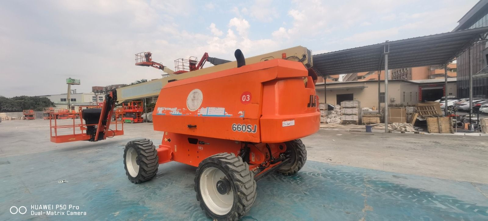 مان لفت للإيجار جميع المقاسات موديلات حديئة