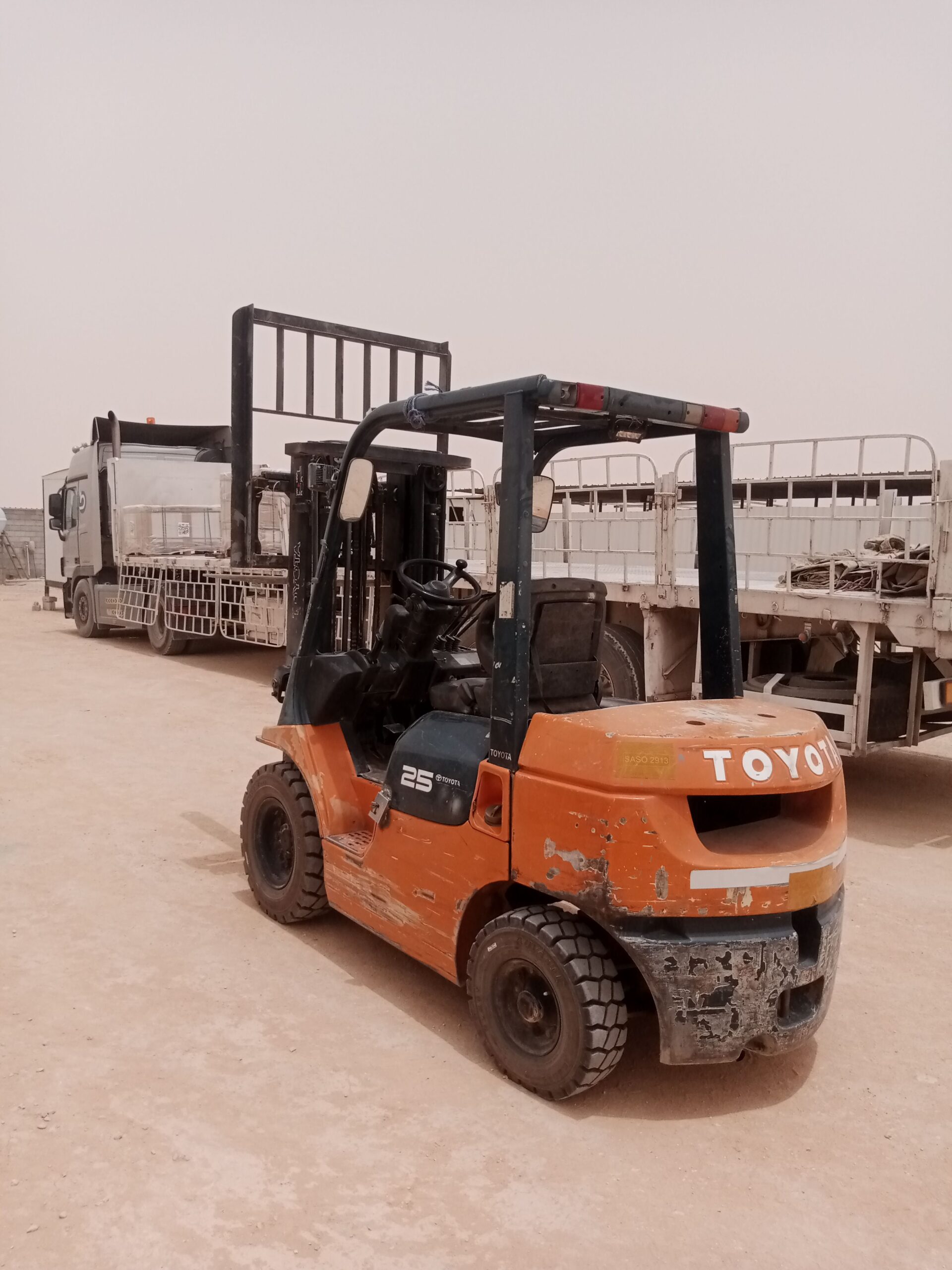 فركليف رافعه شوكيه لتاجير اليومي وشهري 3 طن 7 طن 1