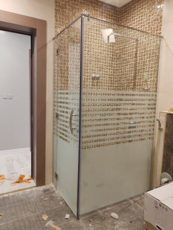 توريد وتركيب زجاج سكوريت ومريات 0565027566