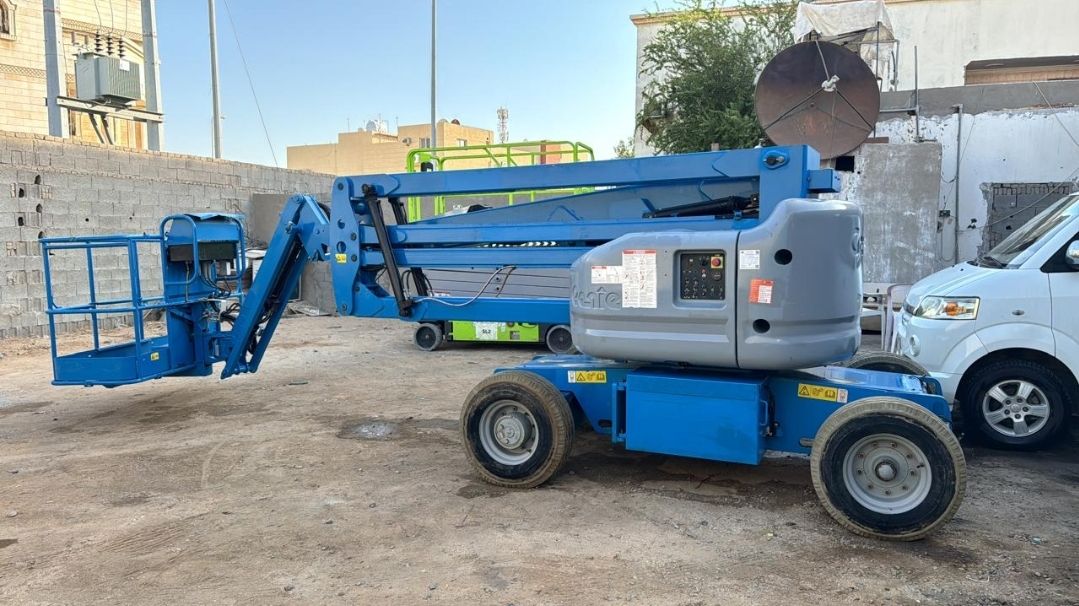 مان لفت للإيجار جميع انواع المقاسات موديلات حديثة