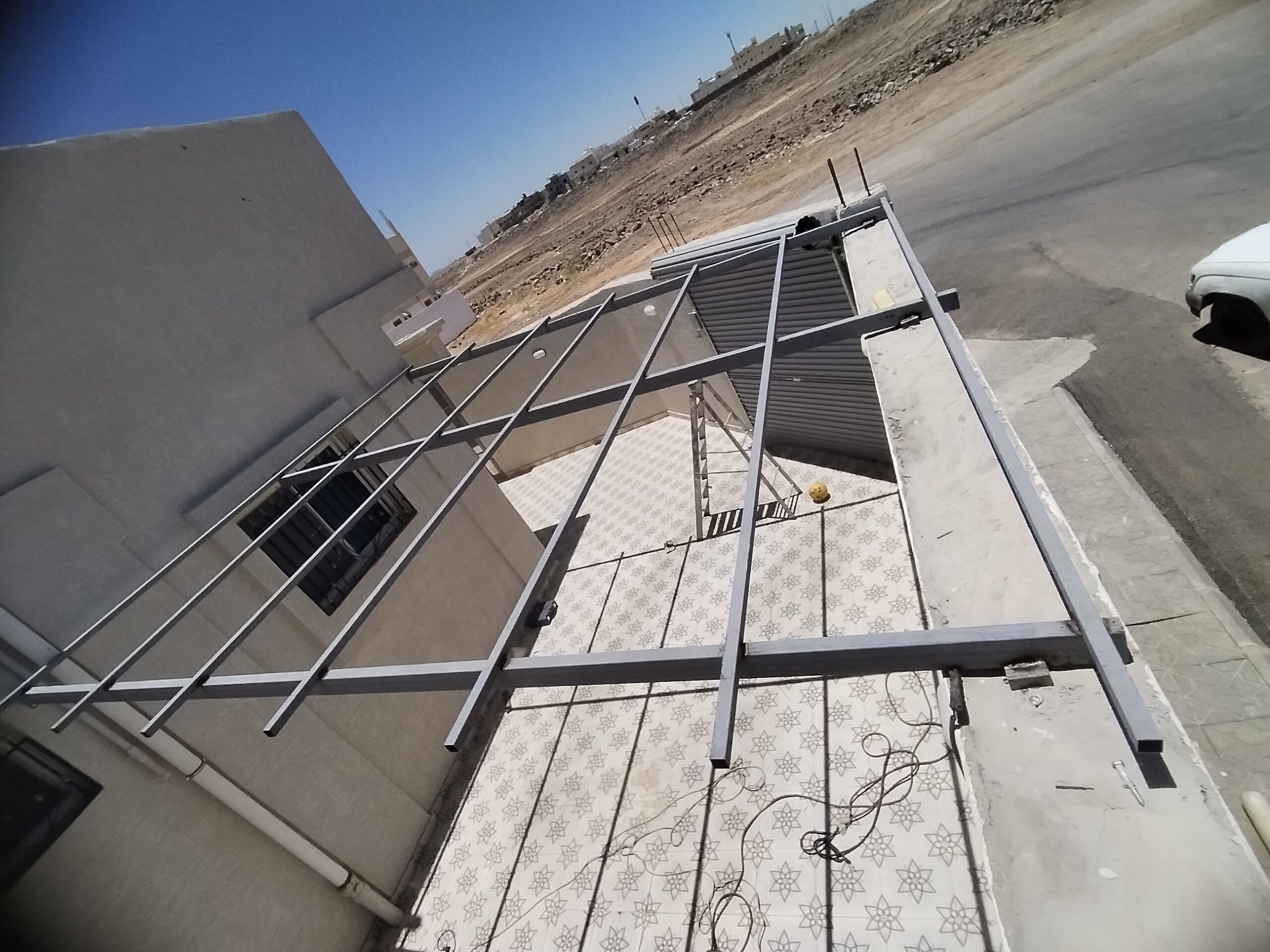 حداد يمني متنقل المدينه المنوره هاجر مظلات سواتر ق