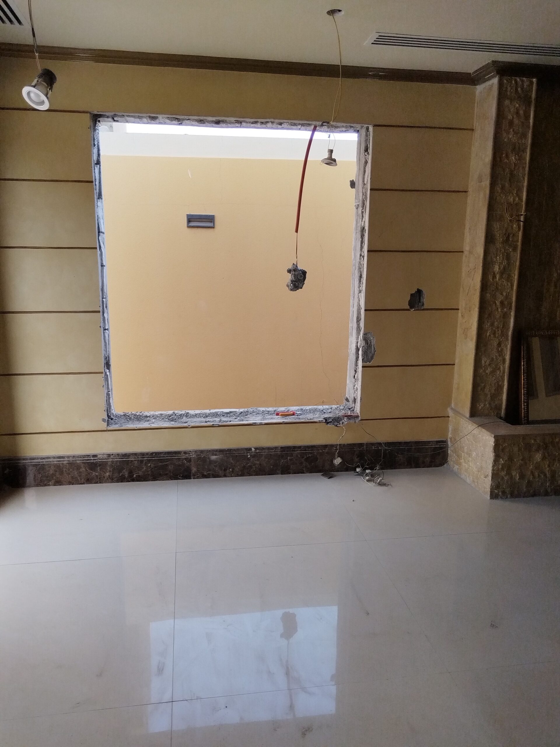 للقص جدران وابواب ونوافز