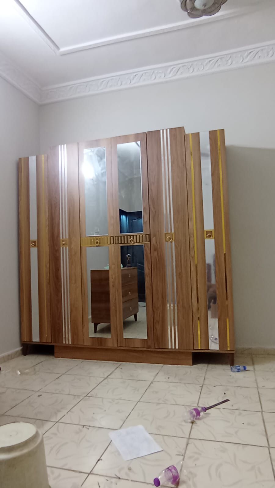 متواجد حاليا في جيزان وضواحيها