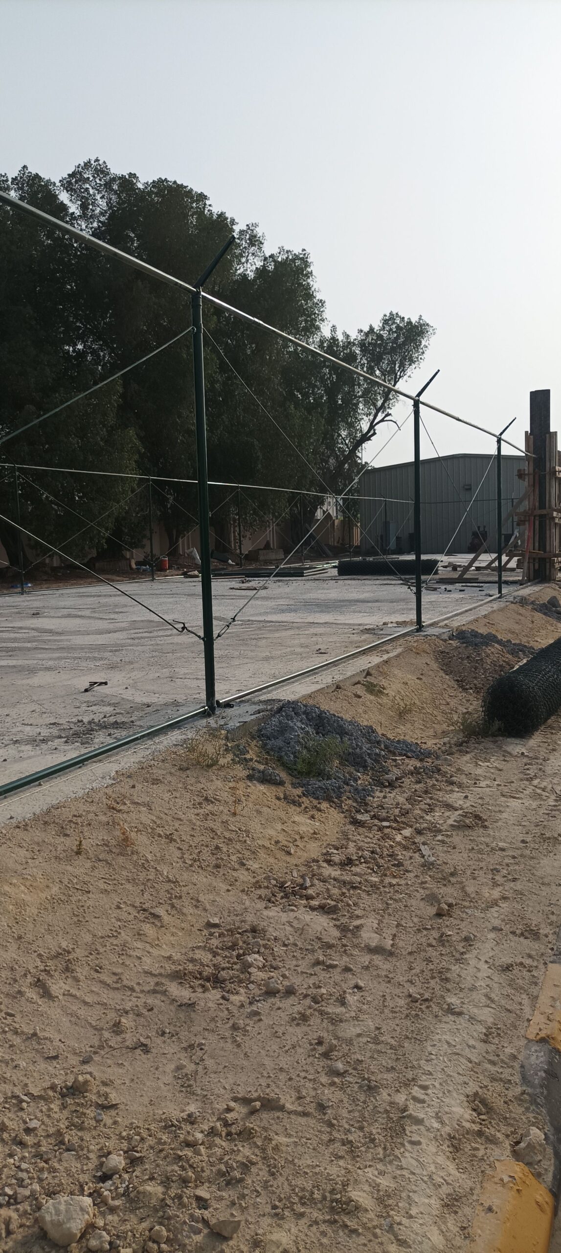 مقاول اسياج امنيه بجميع انواعها شبوك بجميع المقاسا