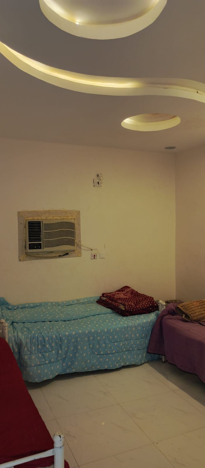 بيت مؤثث للايجار في الدرب