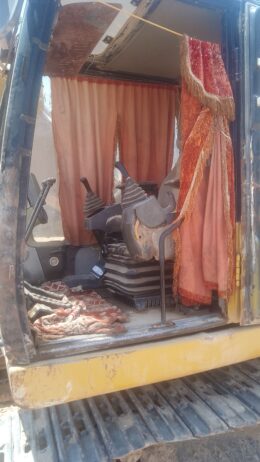 المعدات للبيع في بريده ركم الجوال 0570366182 لأي ا
