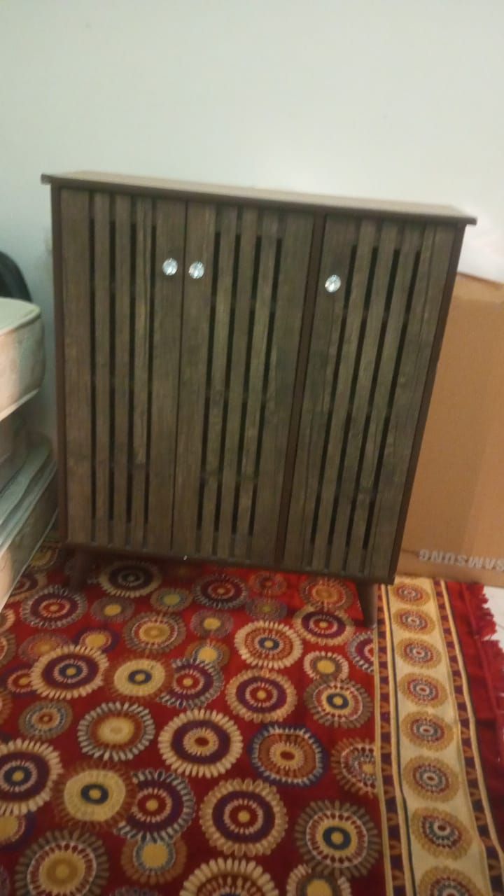 غرفة نوم مكونة من ٦ قطع و جزامة