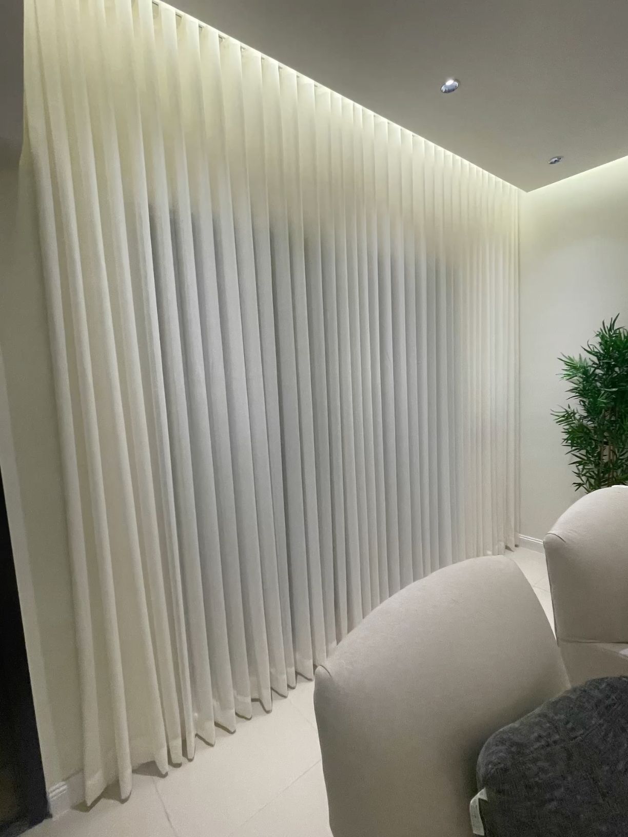 ستائر وايفي لتواصل على الرقم 0532202404