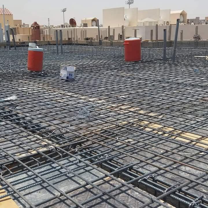 مؤسسة تيجان الشمال للمقاولات العامه عظم اسود وعلى