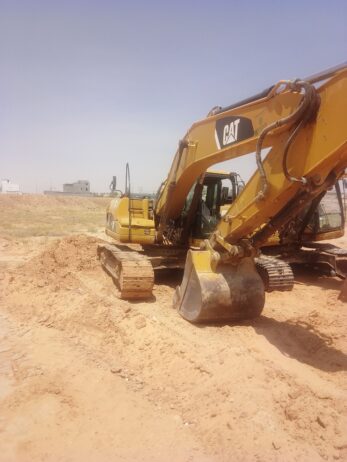 المعدات للبيع في بريده ركم الجوال 0570366182 لأي ا