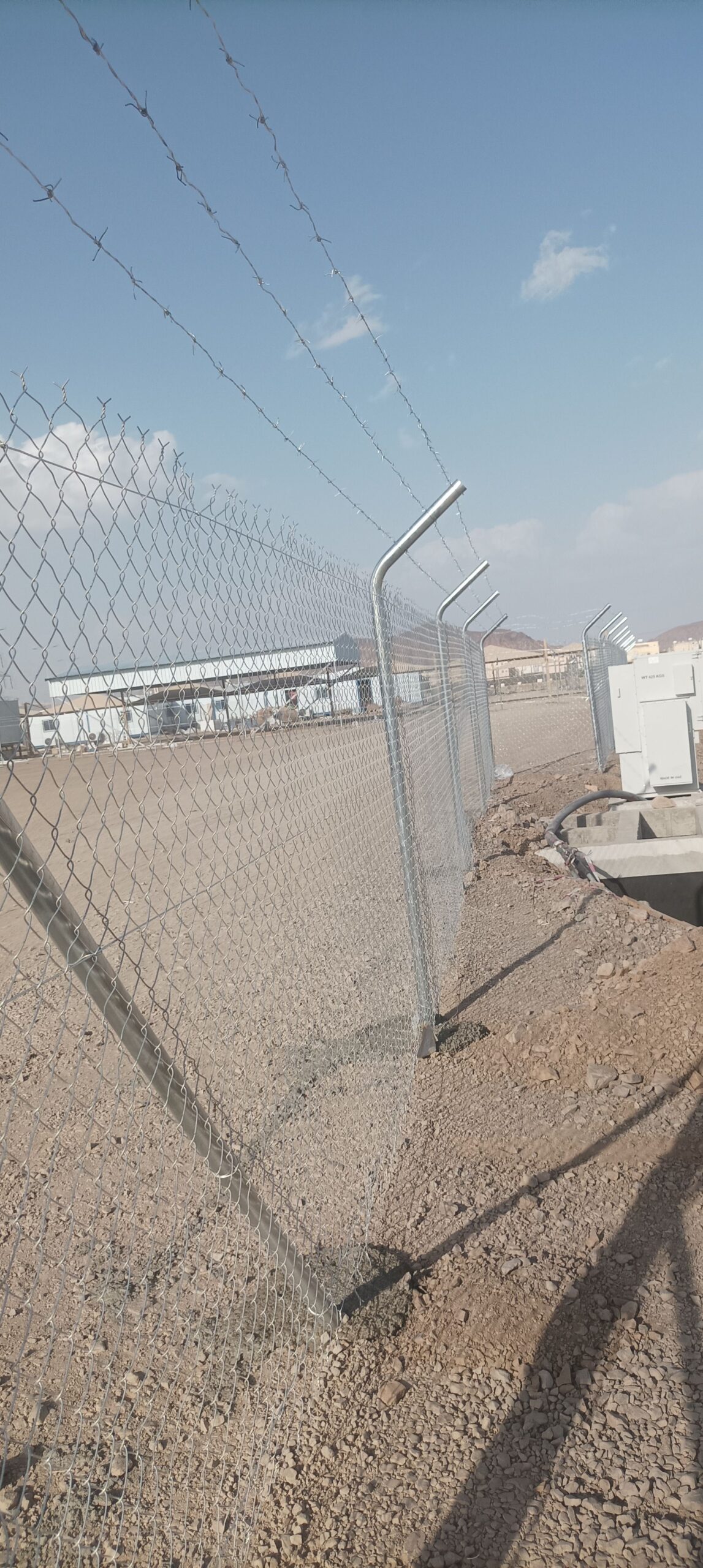 مقاول اسياج امنيه بجميع انواعها شبوك بجميع المقاسا