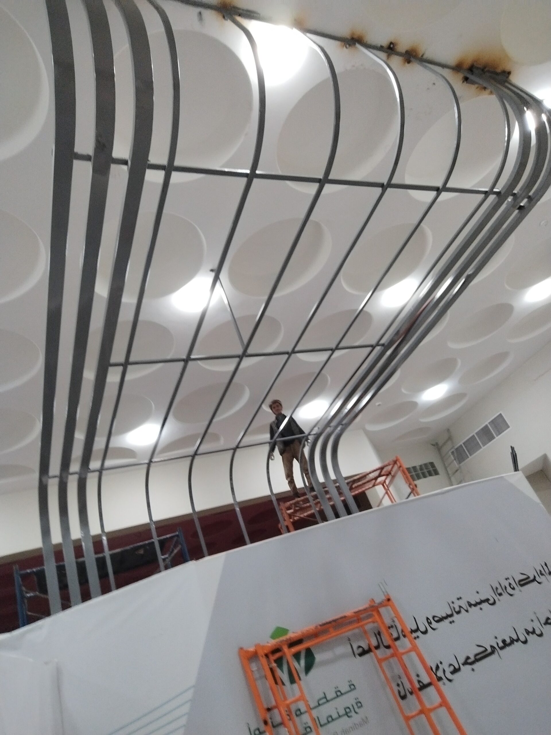 حداد يمني متنقل المدينه المنوره هاجر مظلات سواتر ق