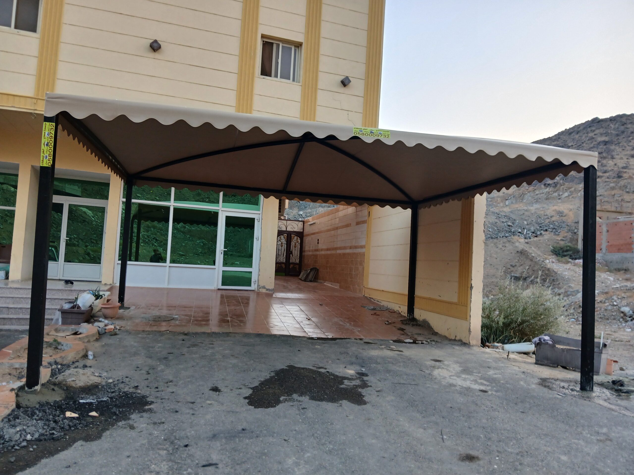 بيوت شعر ملكي ومضلات سيارت برجولات لكسن اتفصيل حسب