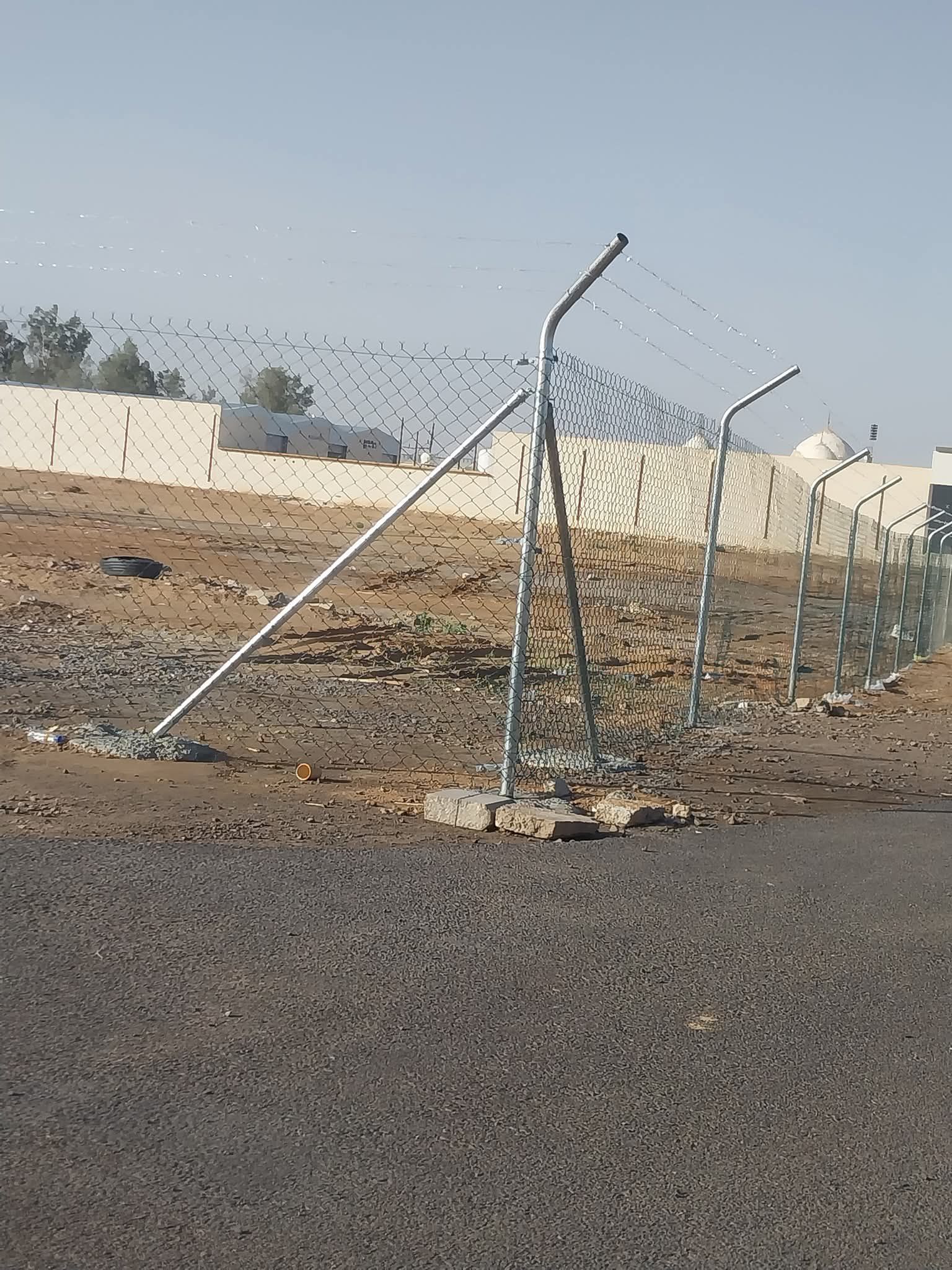 مقول شبوك زرعيه شبوك محميات شبوك ملعب شبوك تسوير ا