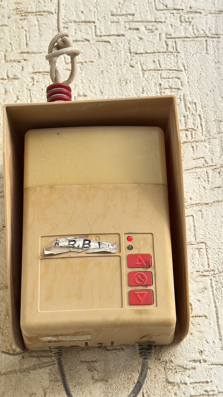 صيانه وتركيب ابواب كراج بايكه تصليح اصلاح محركات ا