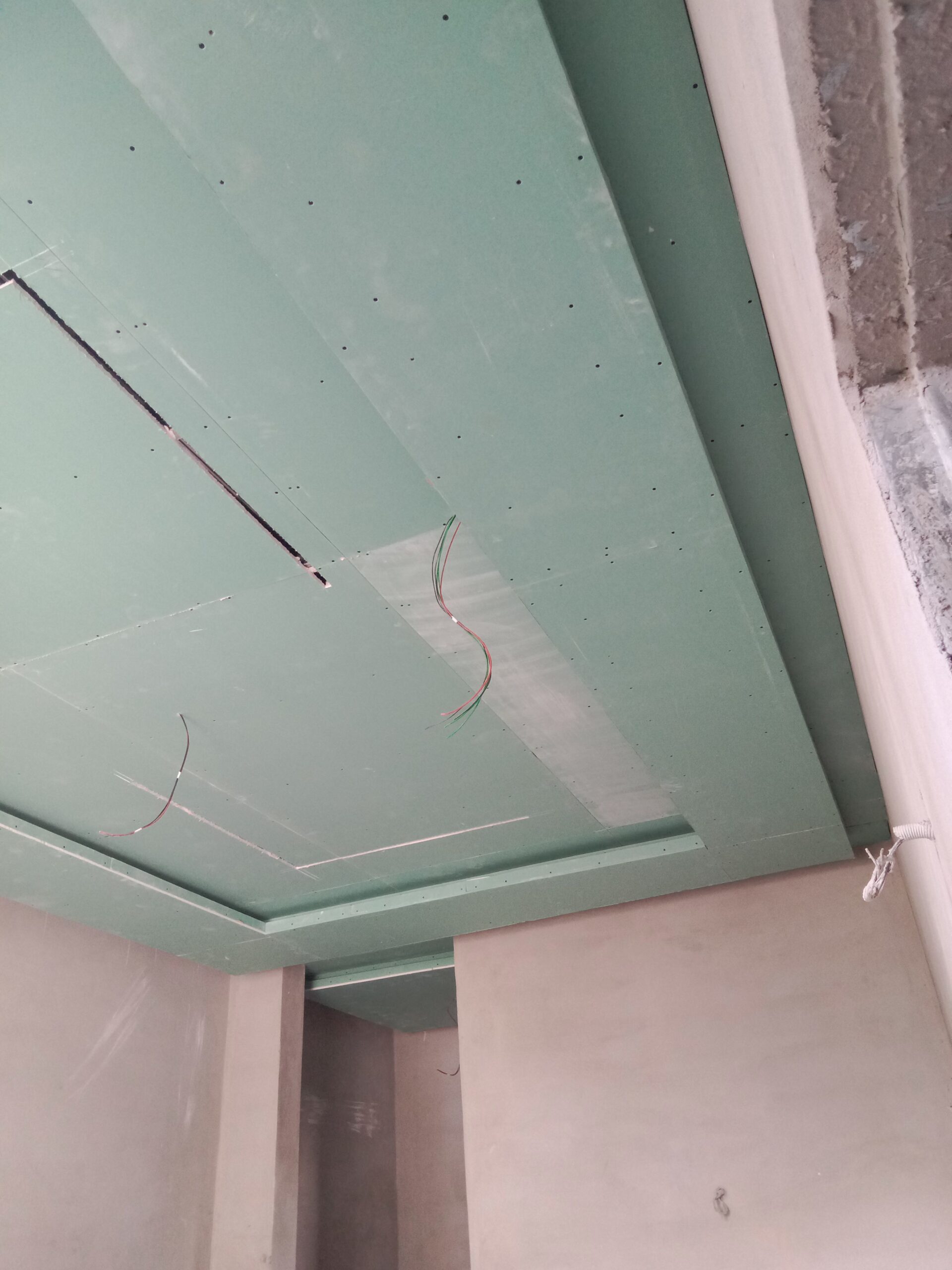 معلم جبس عادي و جبس بورد