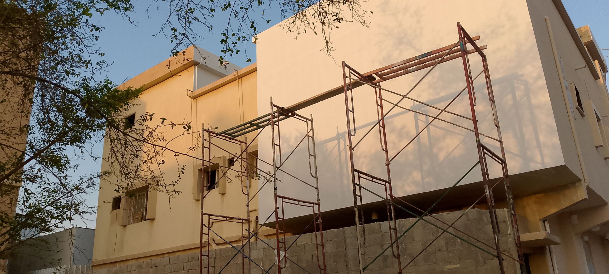 مقاولات عامه صباغ ادمام الخبر اضهران عازل اسطح ديك