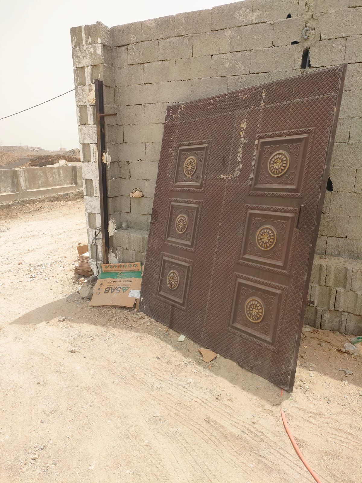 جميع أنحاء جده