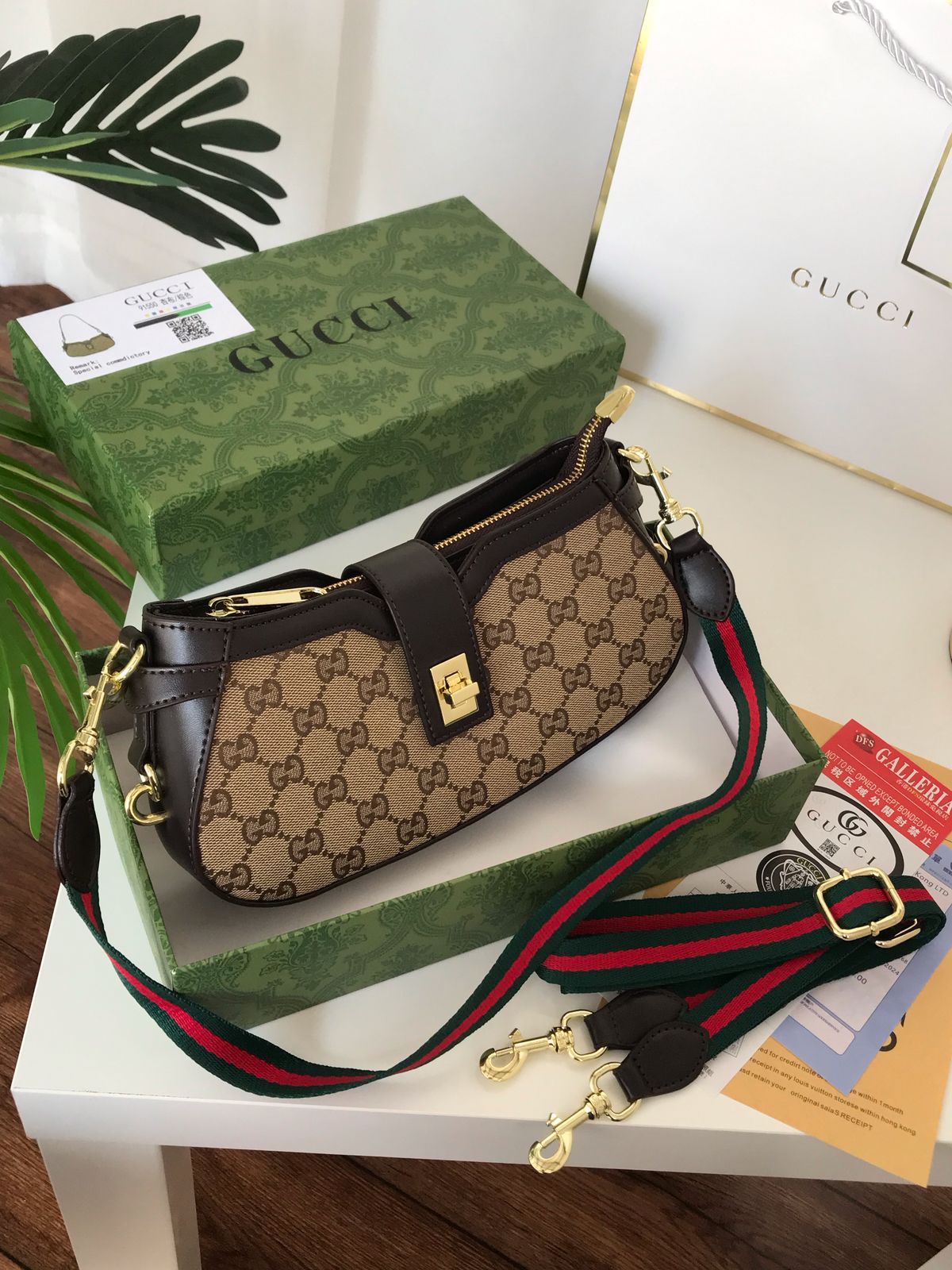 شنط وشوزات ماركات عالميه الموقع الرياض توصيل فوري