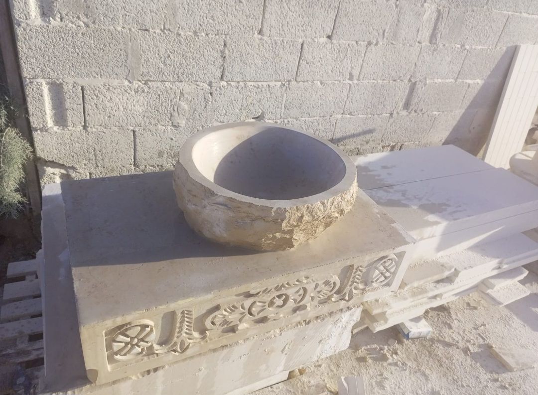 احواض ومغاسل حجر طبيعي